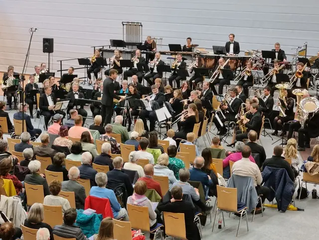 Regensburger Bläserphilharmonie in Nittenau