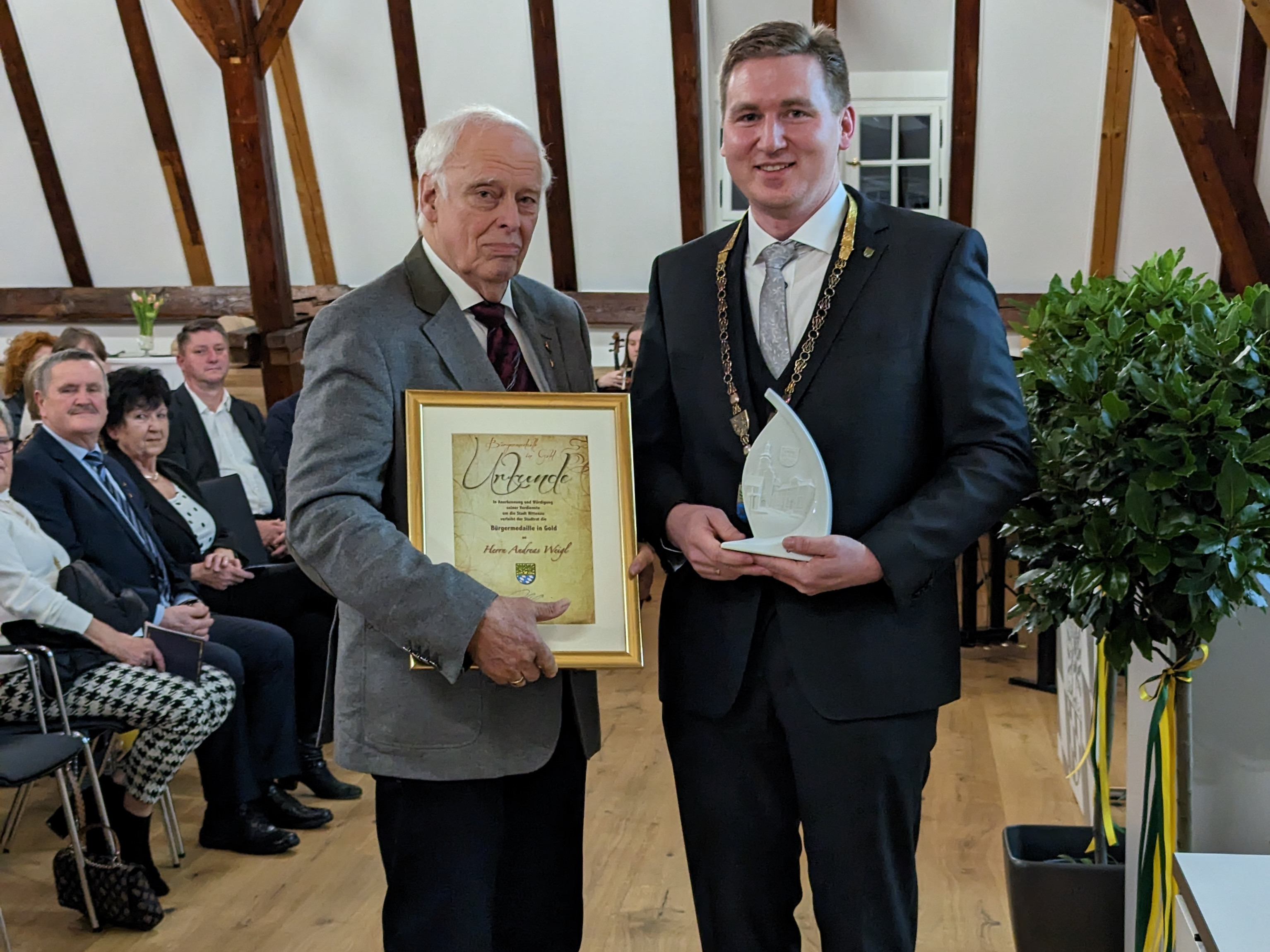 Andreas Weigl erhielt die Bürgermedaille in Gold.